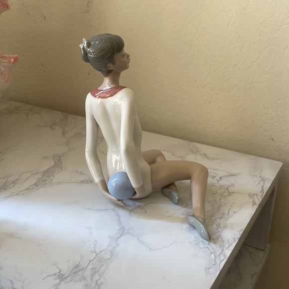 Lladro gymnast exercise - Picture 2 of 4